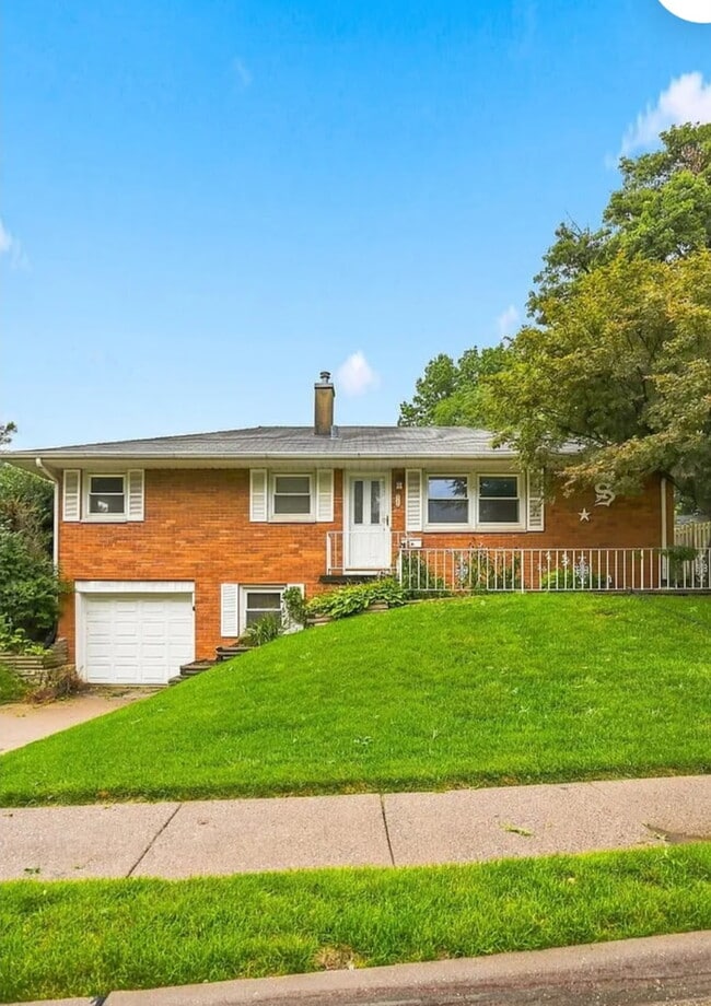 Building Photo - 964 Cimarron Dr