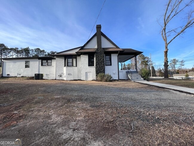 Building Photo - 4259 Wesley Chapel Rd