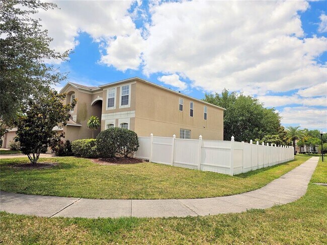 Foto del edificio - 718 Willett Dr