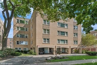 Building Photo - 719 Dobson St