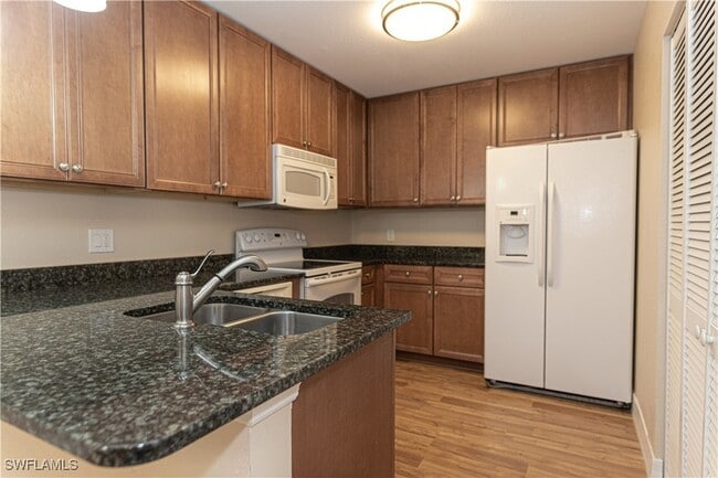 Building Photo - 13391 Broadhurst Loop