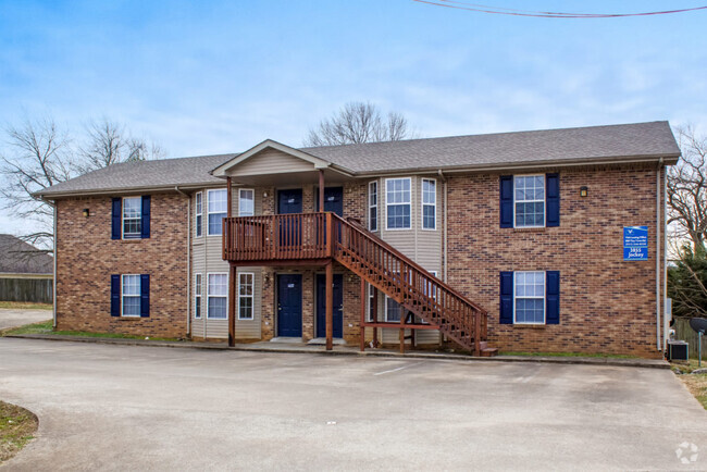 Building Photo - Blue Grass Meadows