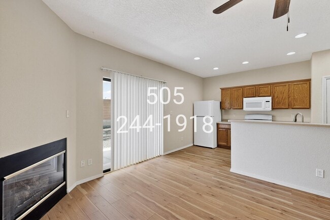Building Photo - 1121 Meadowlark Way SE