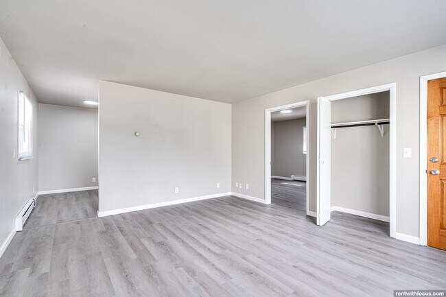 Building Photo - 1214 Mt Vernon St