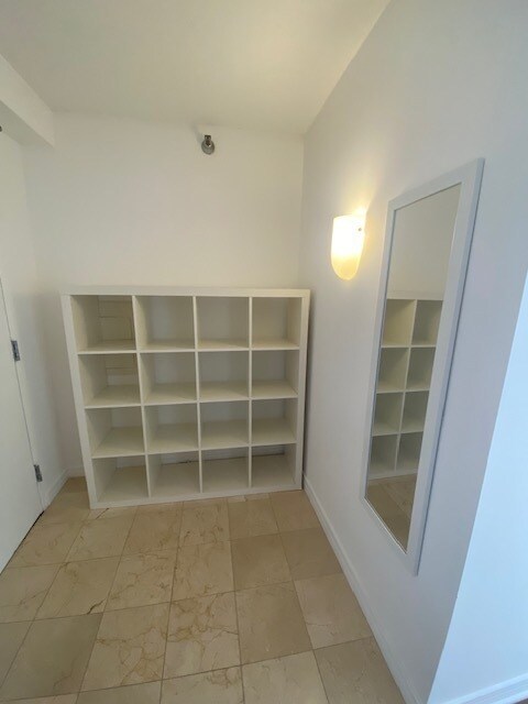 Foto del edificio - 512 N McClurg Ct