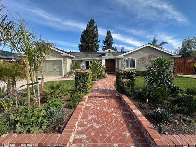 Foto del edificio - 1487 Fallen Leaf Ln