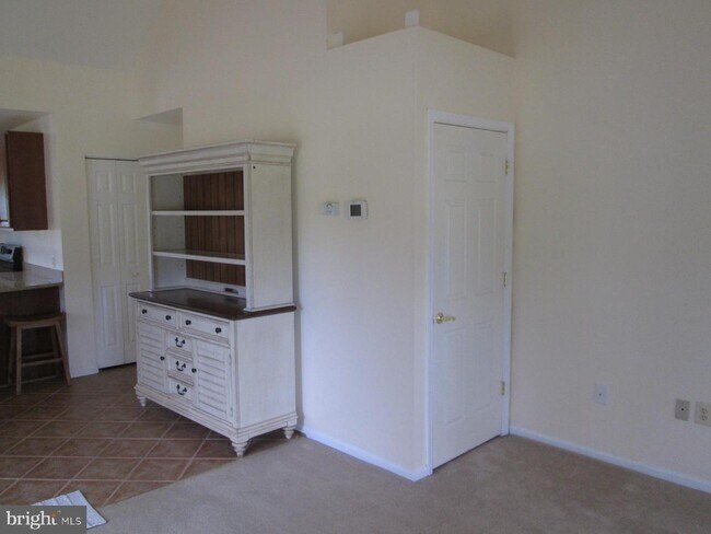 Foto del edificio - 6181 Beach Rd