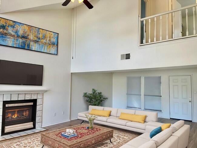 Building Photo - Nice 2 Story Home in Arlington ISD