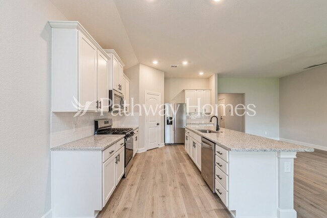 Building Photo - 620 Brookside Dr