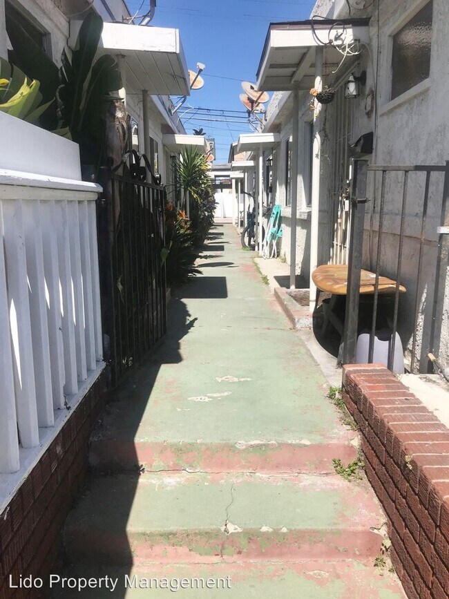 Foto del edificio - 1124 W Balboa Blvd