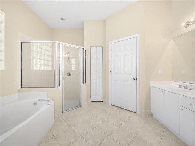 Building Photo - 8790 San Andros