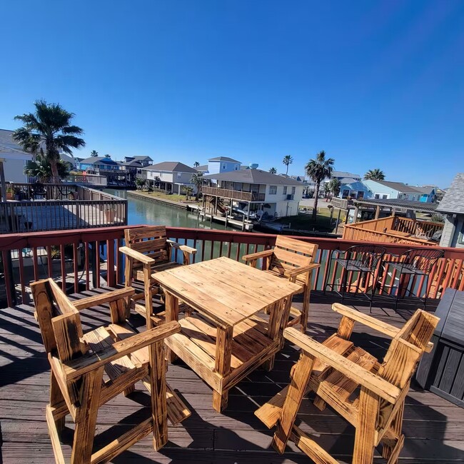 Foto del edificio - 22101 Lampasas Dr