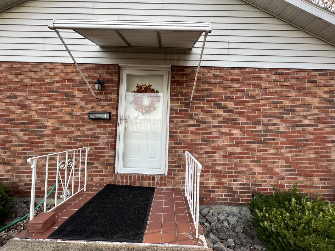 1 Nash Pl Unit 1, Colonie, NY 12205 Apartments in Colonie, NY