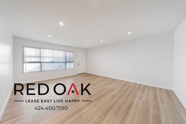 Foto del edificio - 18545 Clark St