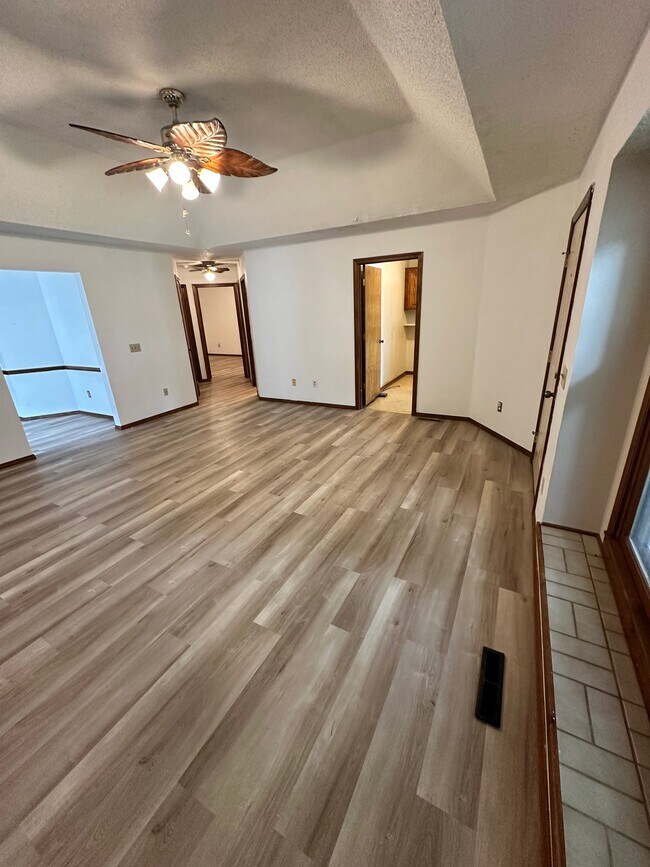 Foto del edificio - 3710 W Sylvania St