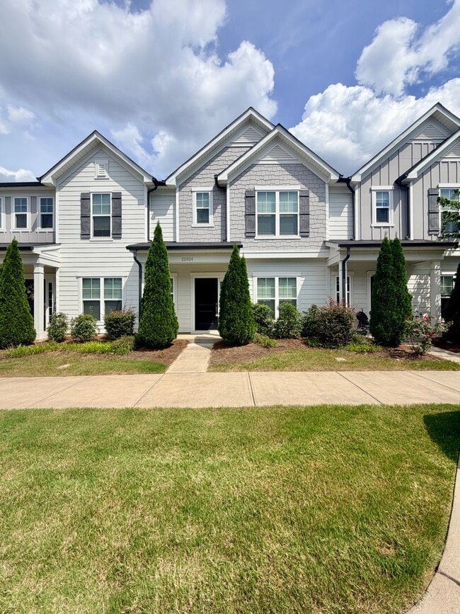 Building Photo - 22024 Lani Dr