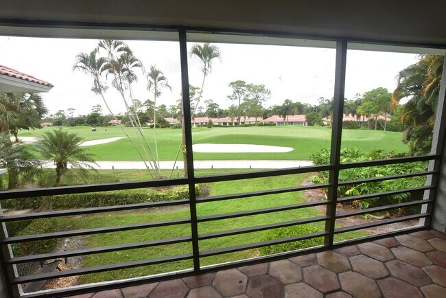 Building Photo - 4132 Quail Ridge Dr N
