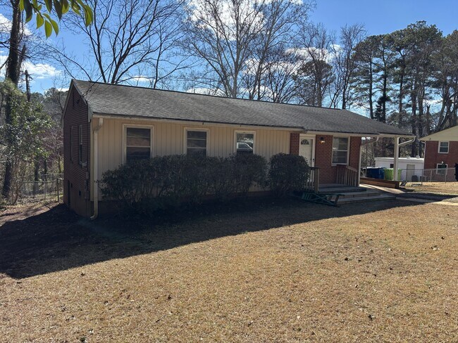 Foto del edificio - 1012 Powell Dr