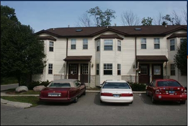 Foto del edificio - Forest View Townhomes and Apartments