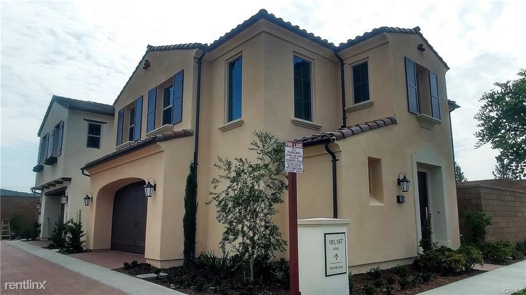 Primary Photo - 3 br, 3 bath House - 189 Frontier