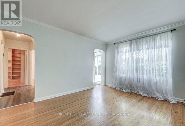 Building Photo - 123 Bevdale Rd