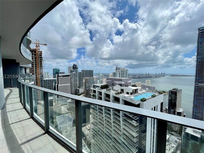 Foto del edificio - 1000 Brickell Plaza