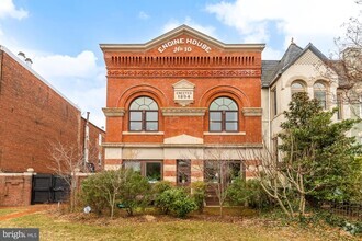 Building Photo - 1341 Maryland Ave NE