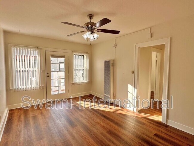 Foto del edificio - 2423 248th St
