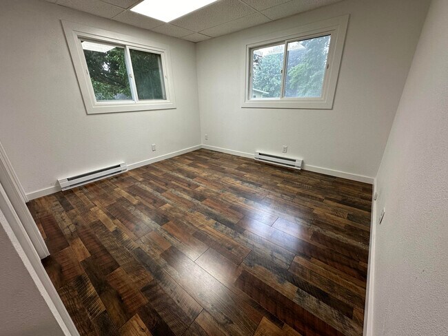 Foto del edificio - 124 Cherry Ave