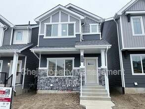 Building Photo - 3443-3169 169 St SW