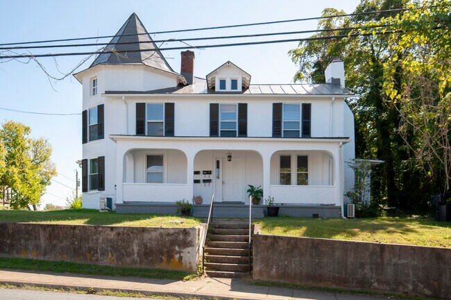 Foto del edificio - 752 Ridge St