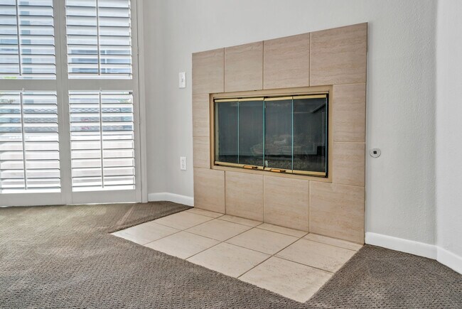 Building Photo - 5107 Coldwater Canyon Ave