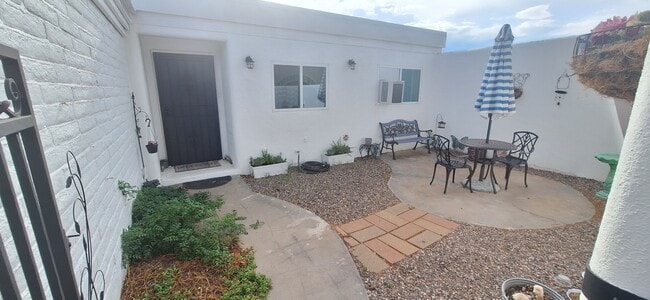 Building Photo - 309 N Flynn Jans Ct