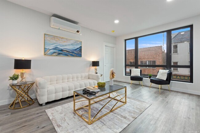 Foto del edificio - 214-33 41st Ave