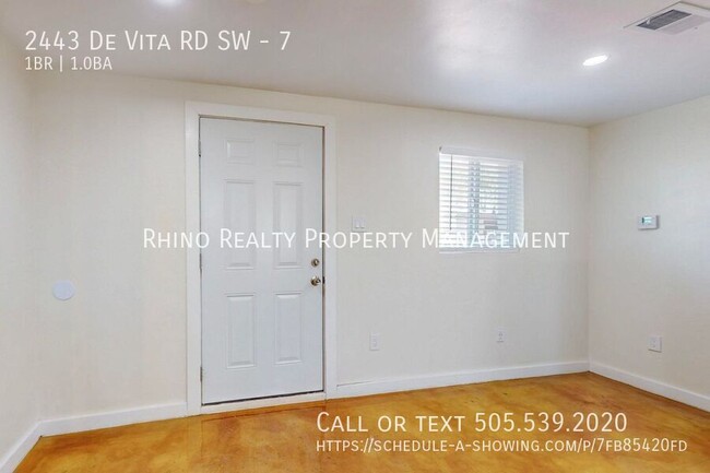 Building Photo - 2443 De Vita Rd SW