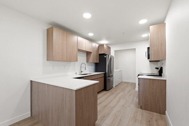Building Photo - McKinnon Place Apartments