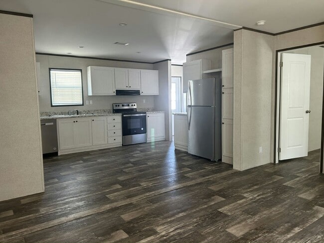 Building Photo - 14263 Isoba Ct