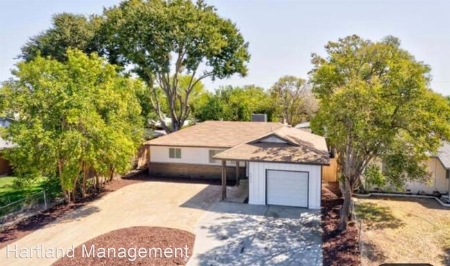 Building Photo - 3 br, 1 bath House - 5925 39th street