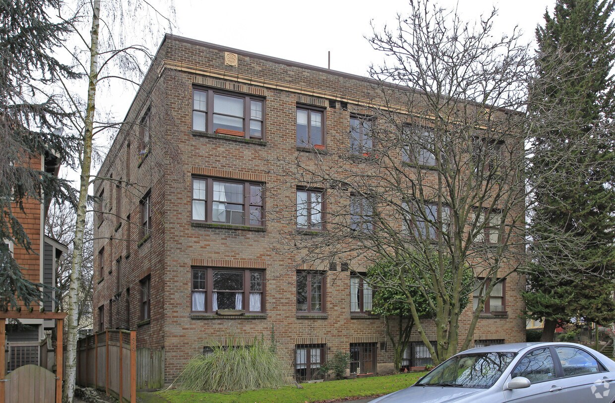 Foto del edificio - 1719 E Spring St