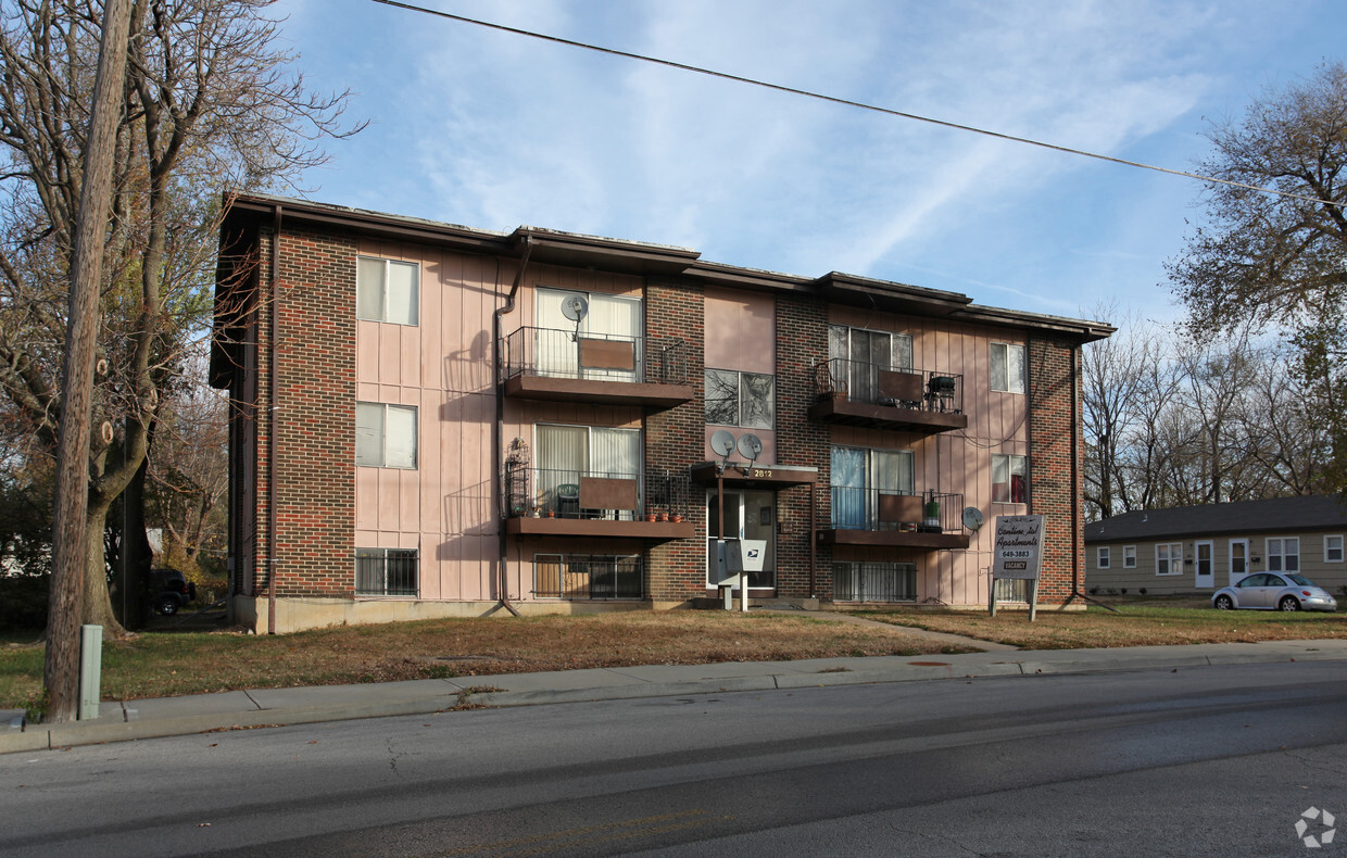 Primary Photo - KCK Apartments