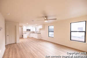 Foto del edificio - 1930 Lennon Ave