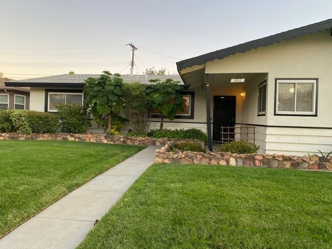 Building Photo - 332 E Landsford St