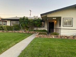 Building Photo - 332 E Landsford St