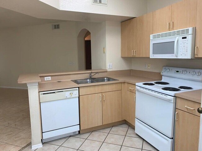Foto del edificio - 607 Belmont Pl