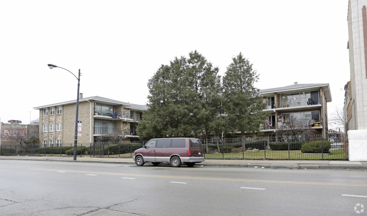 Primary Photo - 5914-5920 S Kedzie Ave