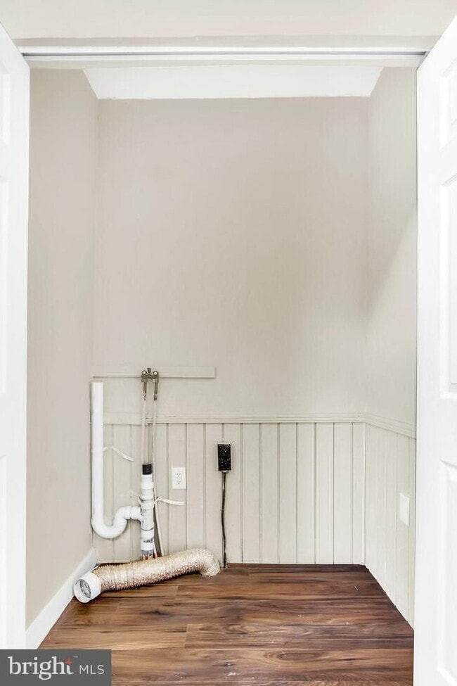 Building Photo - 760 Walnut St