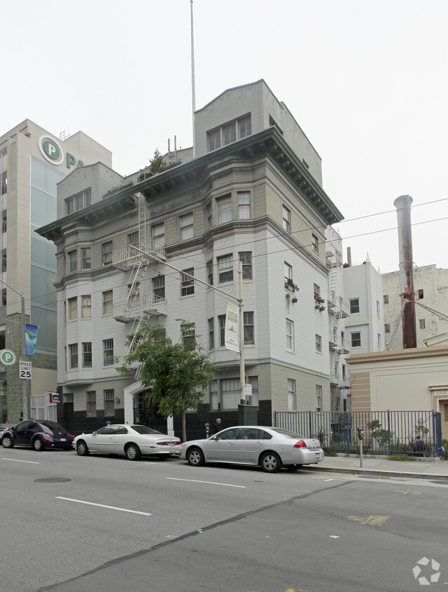 Foto principal - 324 Larkin