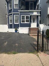 Building Photo - 193 N 18th St