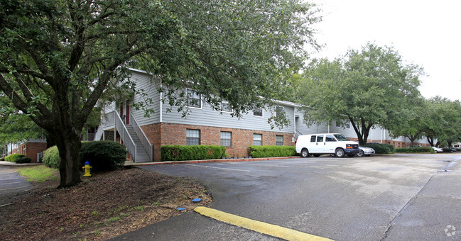 Foto del edificio - Camden Place Apartments