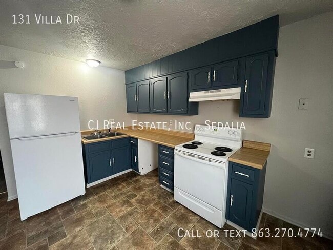 Building Photo - 131 Villa Dr